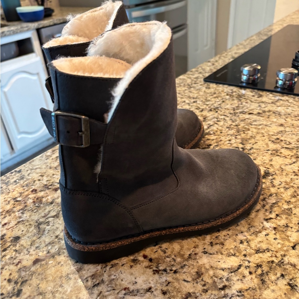 Birkenstock Gray Fall Boots Mid-Calf Pull-On - Picture 4 of 5
